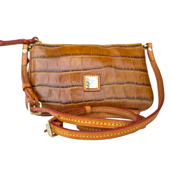 Dooney & Bourke Crossbody Shoulder Bag - Picture 6 of 17